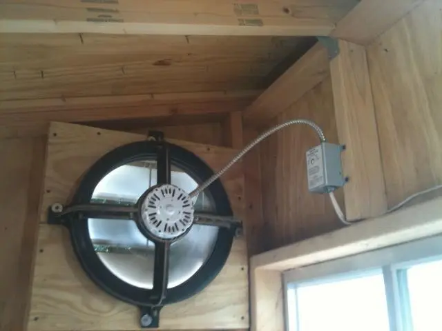Exhaust fans for the chicken coop